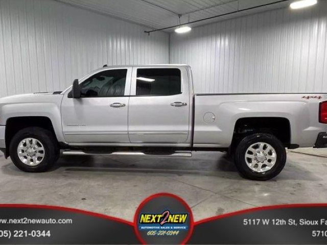 An image of 2015 Chevrolet Silverado 3500HD