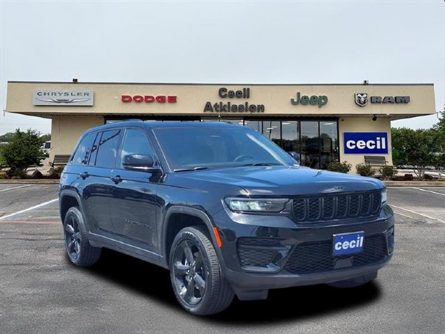 An image of 2025 Jeep Grand Cherokee