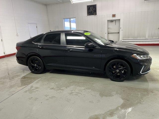 An image of 2025 Volkswagen Jetta