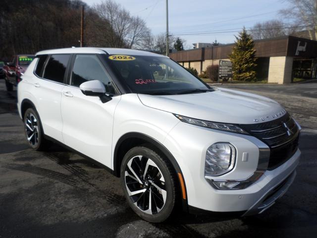 An image of 2024 Mitsubishi Outlander