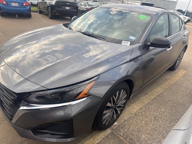 An image of 2025 Nissan Altima