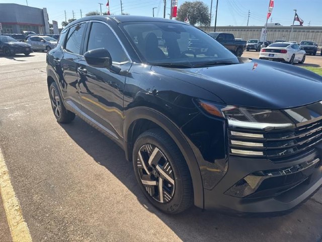 An image of 2025 Nissan Kicks