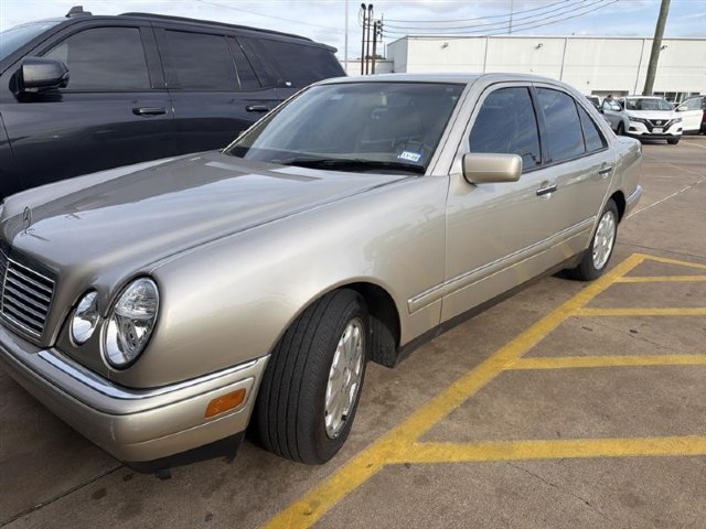 An image of 1998 Mercedes-Benz E-Class