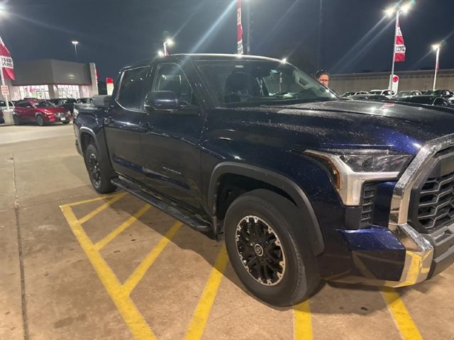 An image of 2023 Toyota Tundra