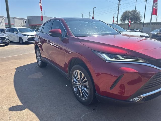 An image of 2024 Toyota Venza